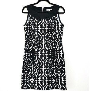 Cleo Petite Sheath  Sleeveless Dress Women’s Size 2 Black White Patterned